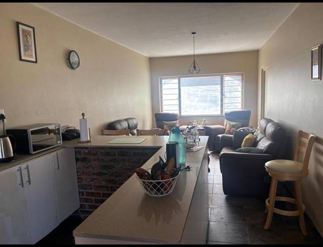 2 BEDROOM PROPERTY TO RENT IN UMBILO